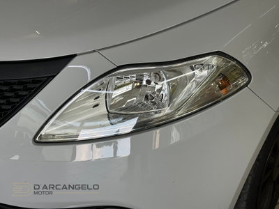 Lancia Ypsilon 1.2 69 CV 5 porte GPL Ecochic Silver (10)