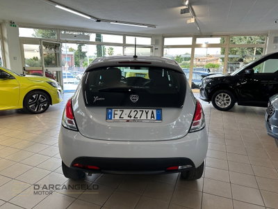 Lancia Ypsilon 1.2 69 CV 5 porte GPL Ecochic Silver (6)