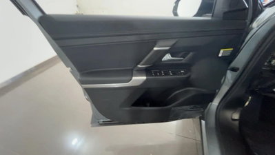 Jeep Compass 1.2 turbo e-hybrid mhev First Edition fwd 145cv edct6 (14)