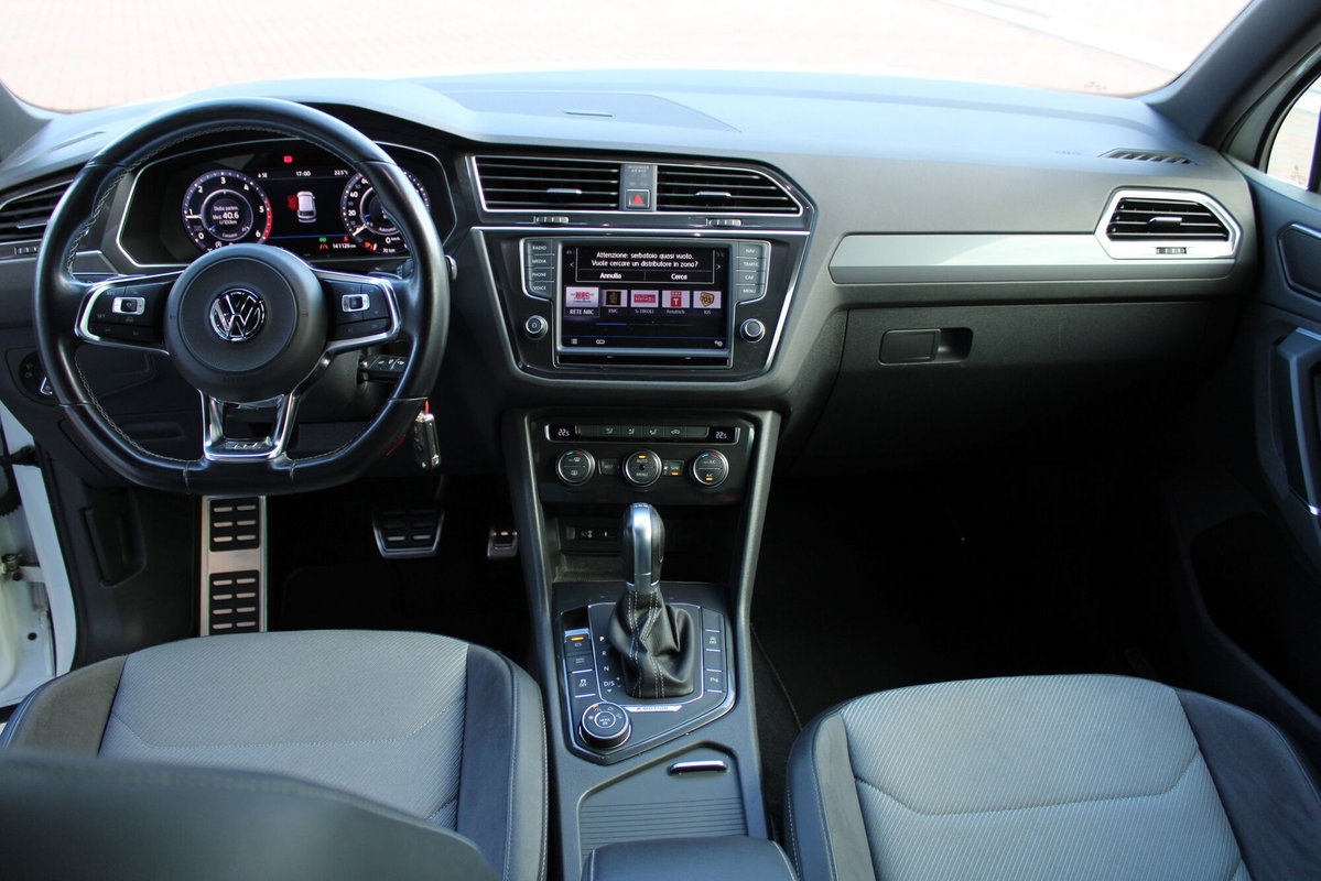Volkswagen Tiguan 2.0 TDI 190 CV SCR DSG 4MOTION Executive BMT (15)