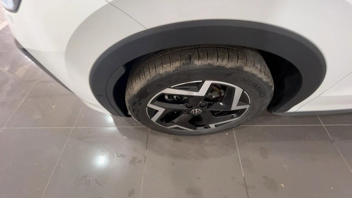 Volkswagen T-Roc 1.5 etsi R-Line 150cv dsg (18)