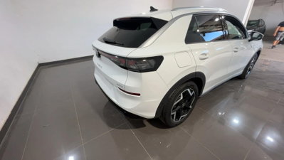 Volkswagen T-Roc 1.5 etsi R-Line 150cv dsg (5)
