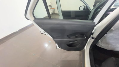 Volkswagen T-Roc 1.5 etsi R-Line 150cv dsg (9)