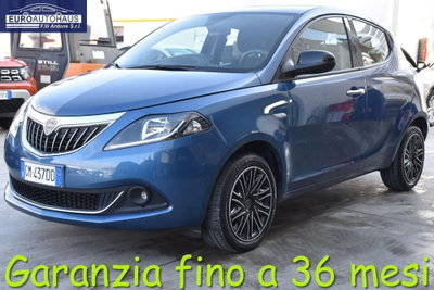 Lancia Ypsilon 1.0 FireFly 5 porte S&S Hybrid Ecochic Gold usata