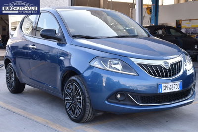 Lancia Ypsilon 1.0 FireFly 5 porte S&S Hybrid Ecochic Gold (3)