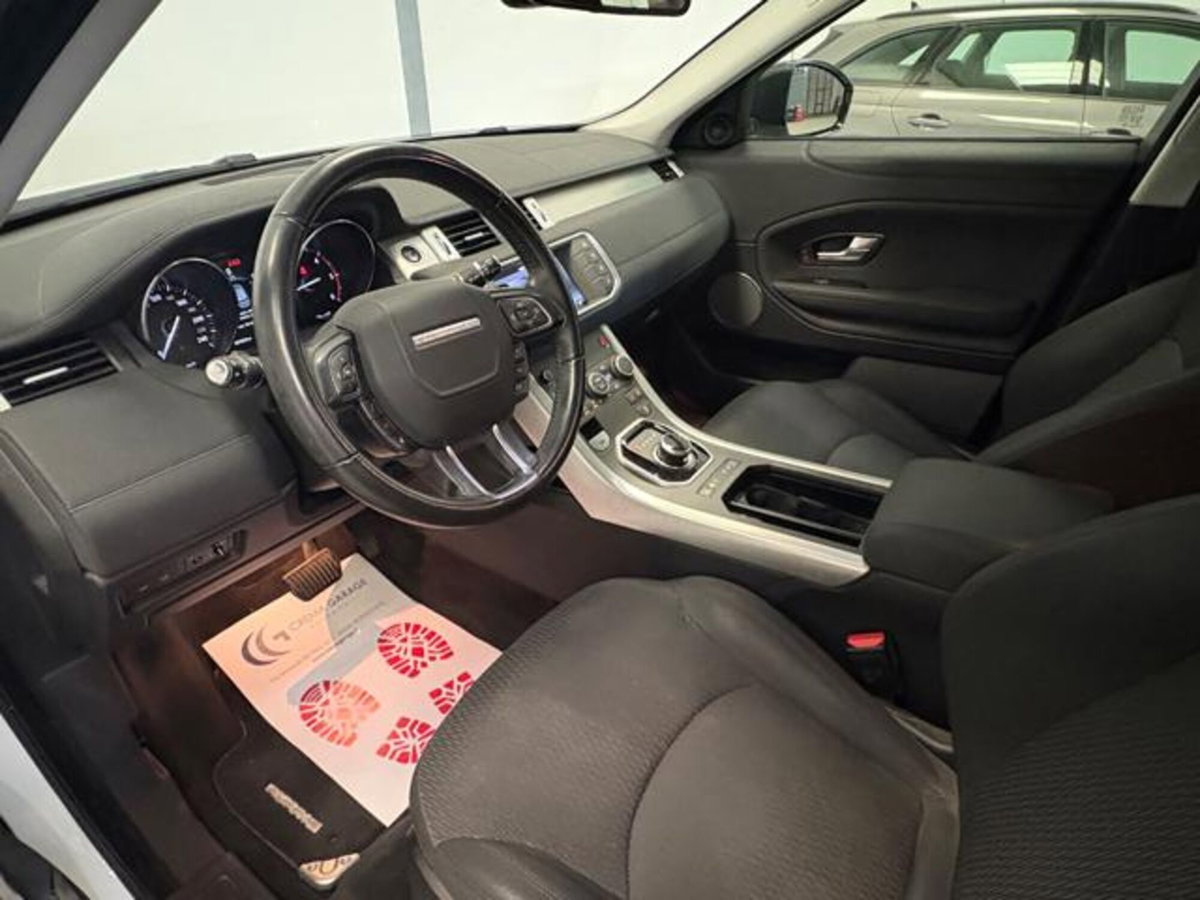 Land Rover Range Rover Evoque 2.0 eD4 5p. SE (9)