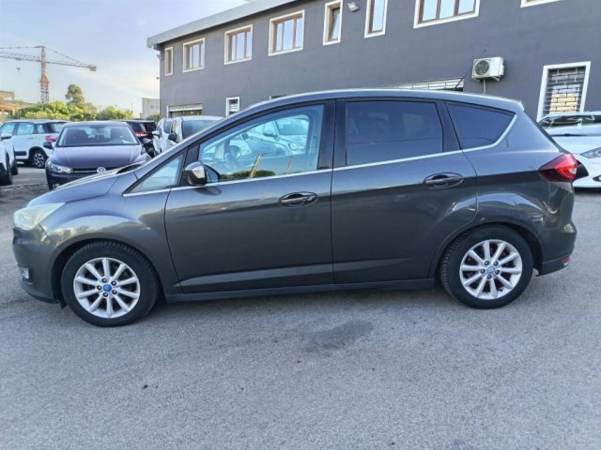 Ford C-Max 1.5 TDCi 120CV Start&Stop Titanium X (4)