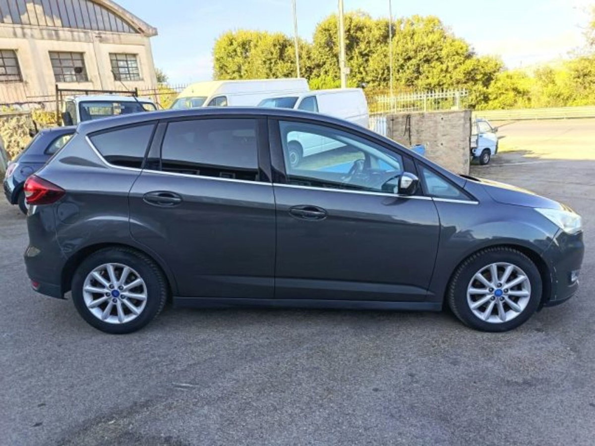 Ford C-Max 1.5 TDCi 120CV Start&Stop Titanium X (5)