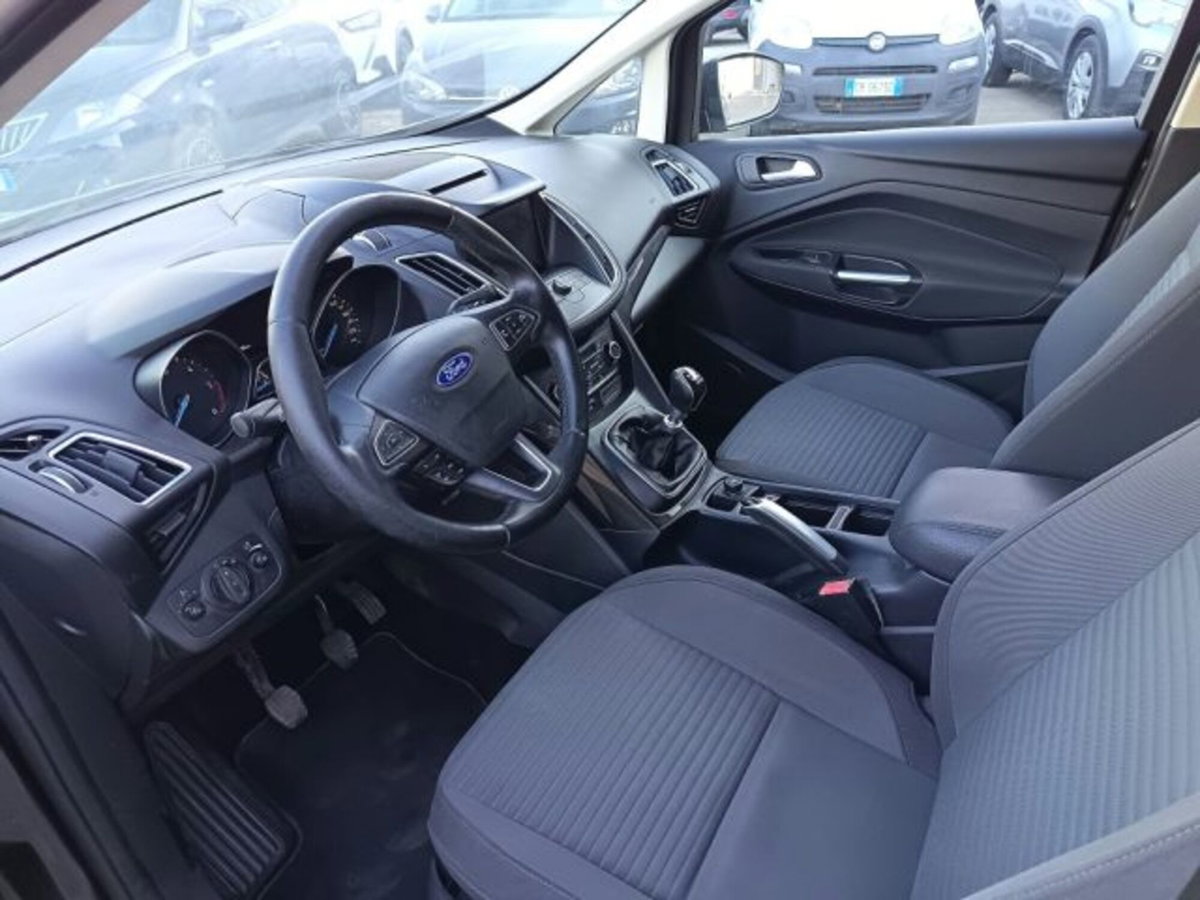 Ford C-Max 1.5 TDCi 120CV Start&Stop Titanium X (9)