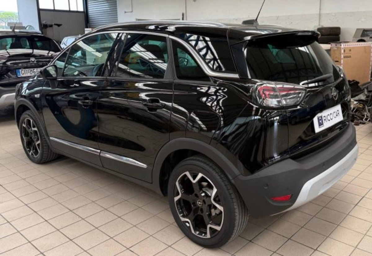 Opel Crossland 1.5 ECOTEC D 110 CV Start&Stop Ultimate (4)