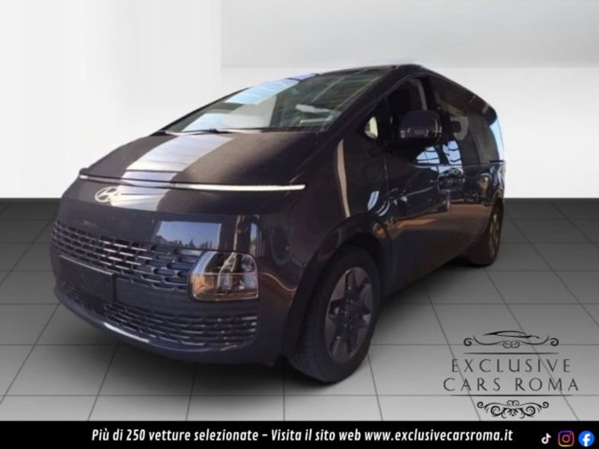 Hyundai Staria 1.6 hev 2wd auto