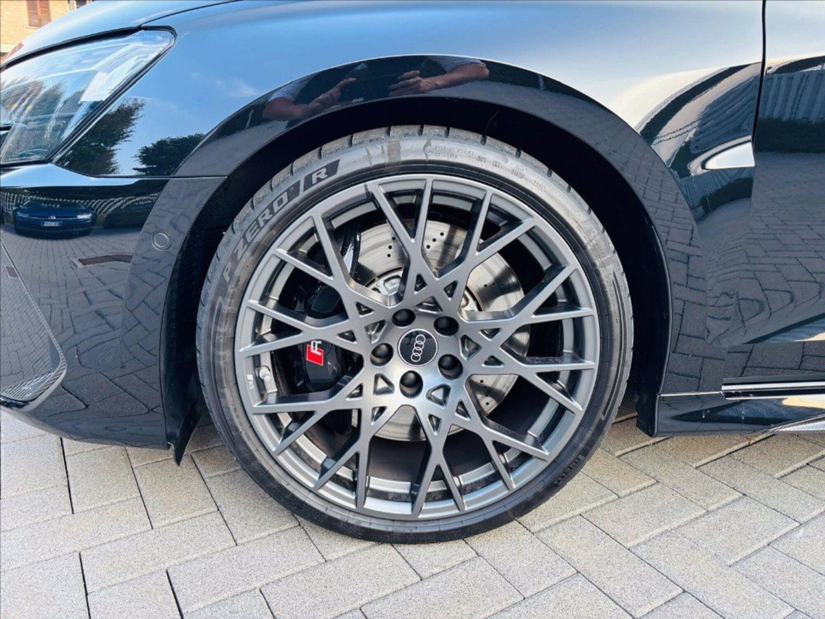Audi RS 3 Sportback 3 TFSI quattro S tronic (11)