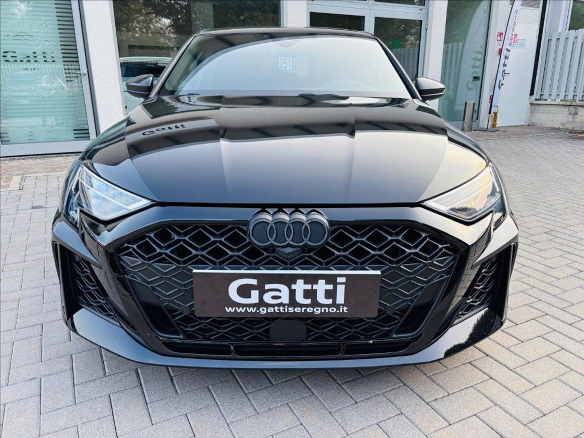Audi RS 3 Sportback 3 TFSI quattro S tronic (3)