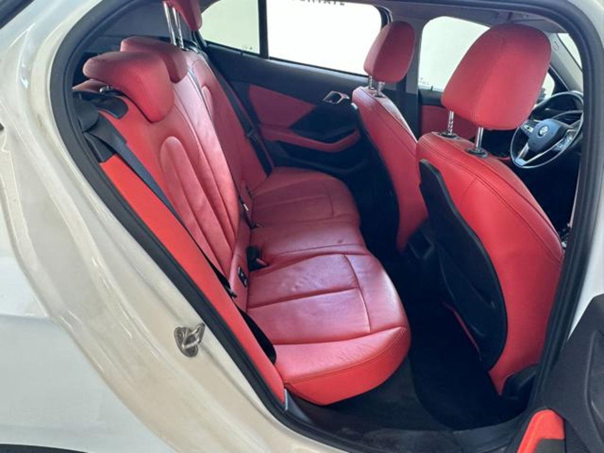 BMW Serie 1 116 MSport auto (11)