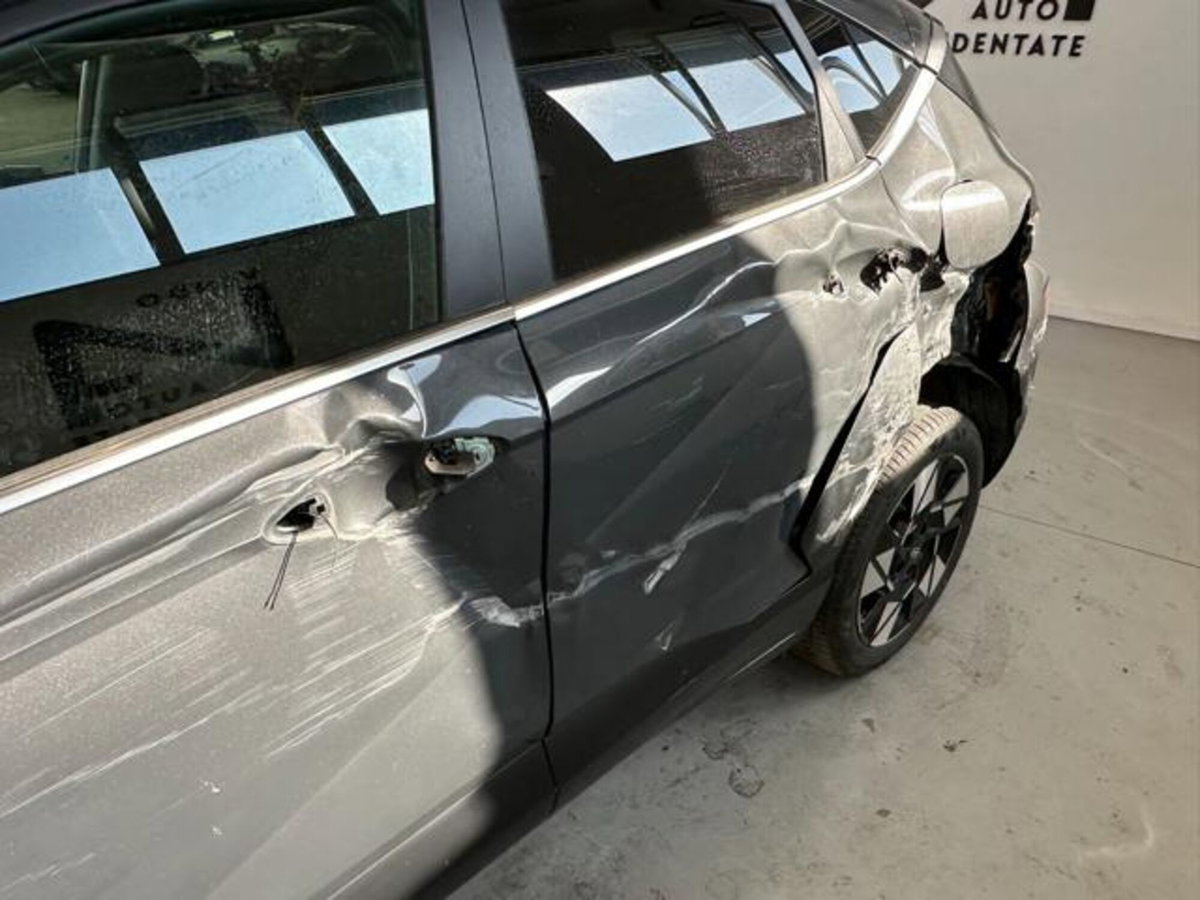 Hyundai Kona HEV 1.6 DCT XLine (11)