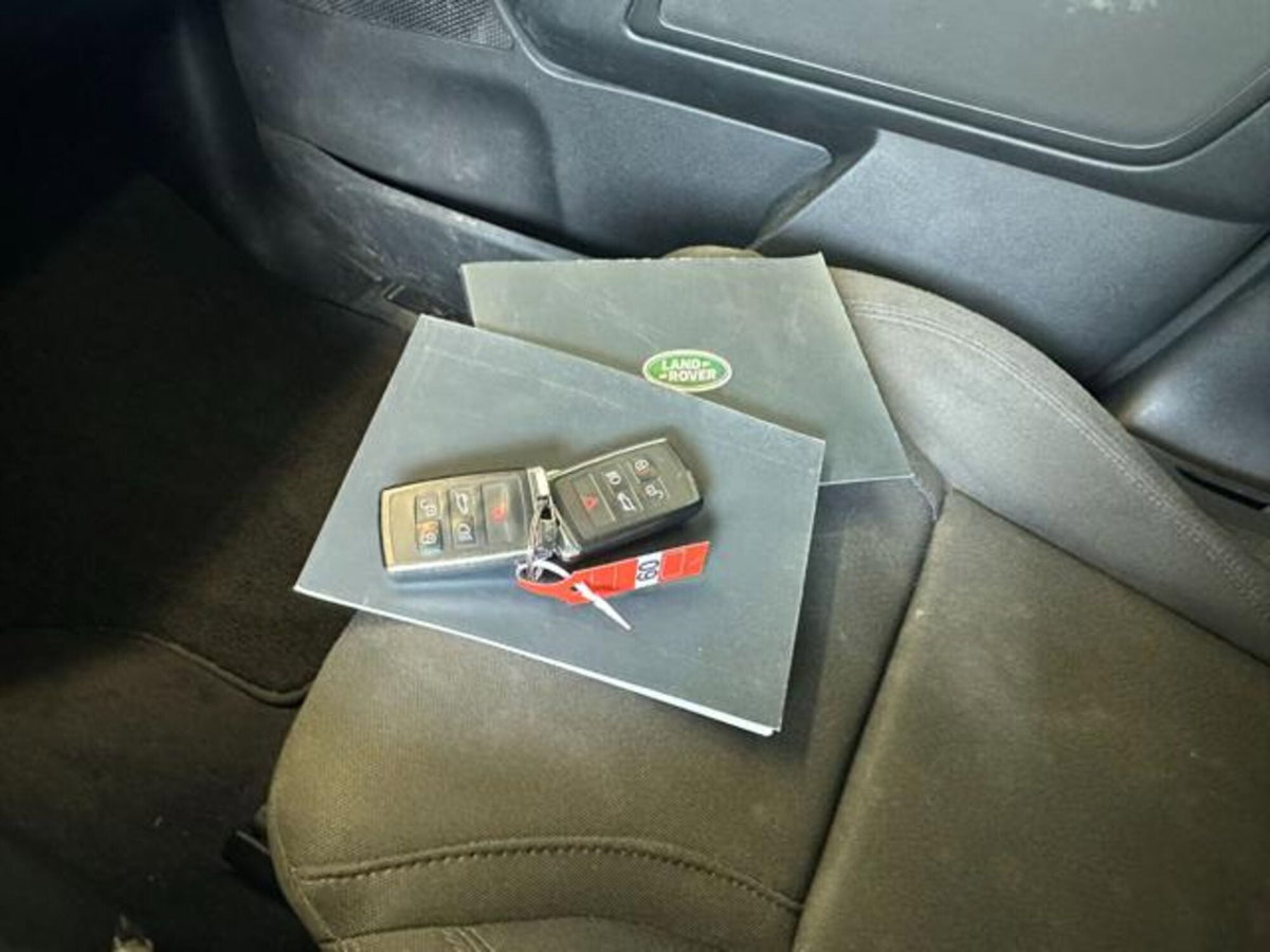 Land Rover Discovery 2.0 SD4 240 CV Landmark Edition (19)