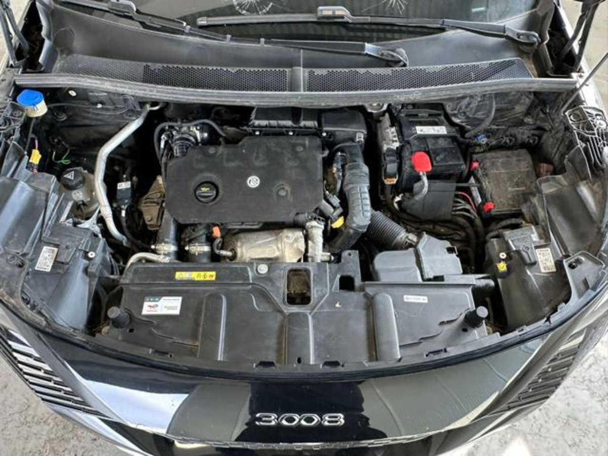 Peugeot 3008 BlueHDi 130 S&S EAT8 Allure Pack (12)