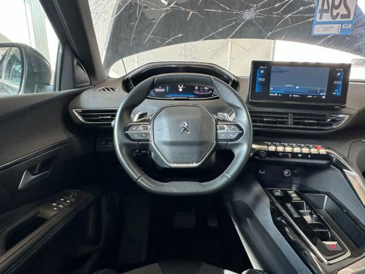 Peugeot 3008 BlueHDi 130 S&S EAT8 Allure Pack (17)