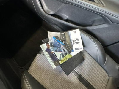 Peugeot 3008 BlueHDi 130 S&S EAT8 Allure Pack (20)