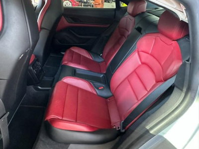Porsche Taycan 4S Performance (13)