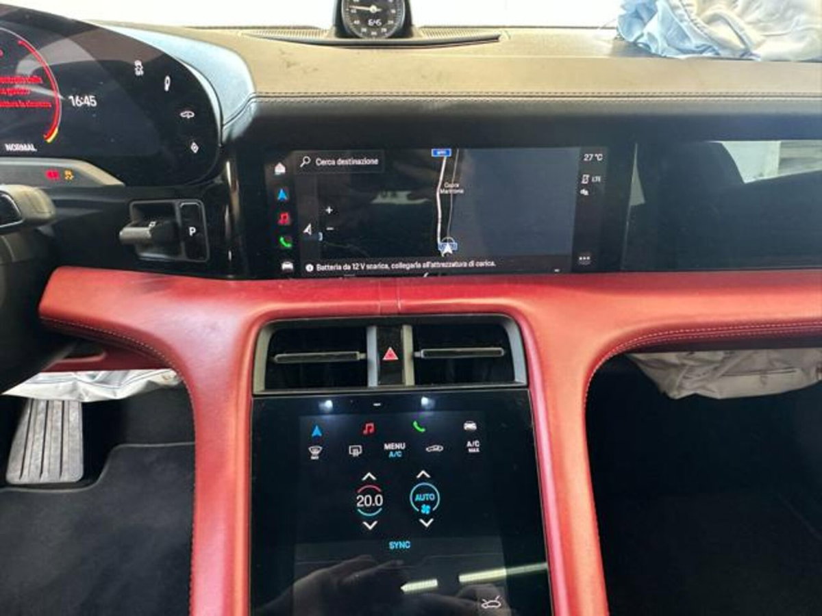 Porsche Taycan 4S Performance (17)