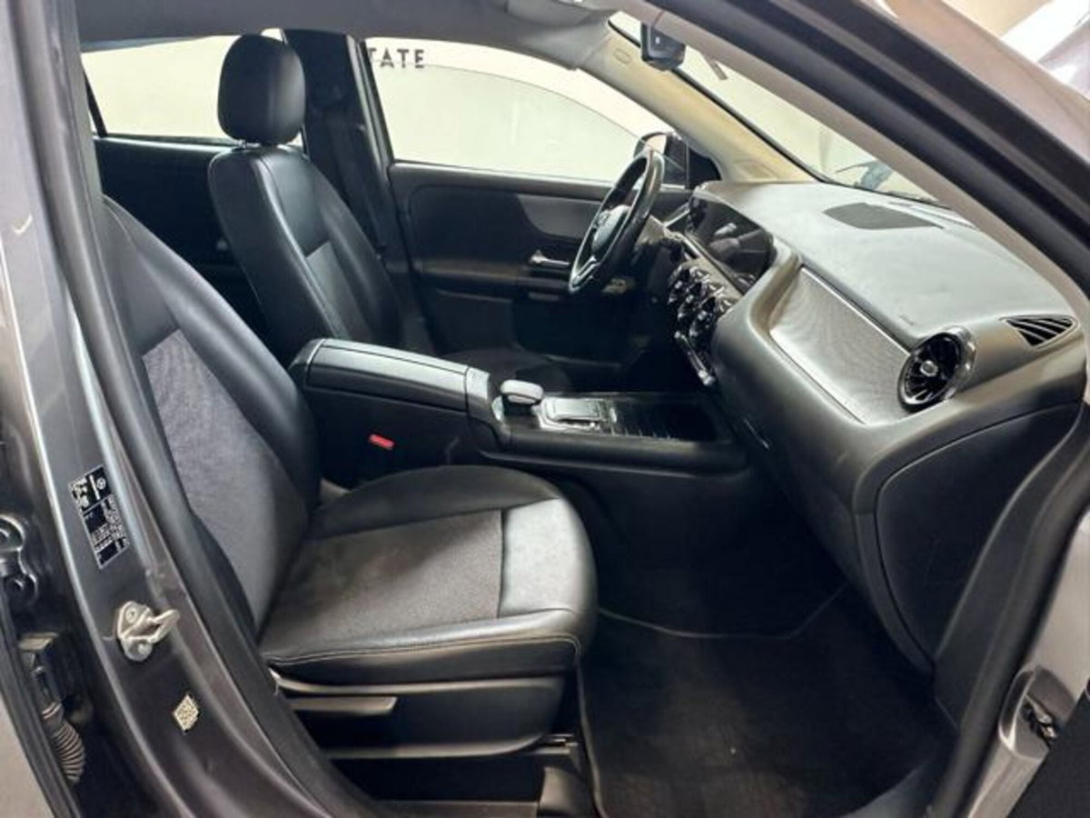 Mercedes-Benz GLA SUV 180 d Business Extra auto (10)