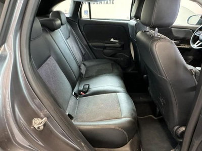 Mercedes-Benz GLA SUV 180 d Business Extra auto (11)