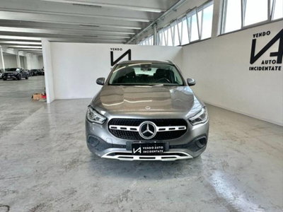 Mercedes-Benz GLA SUV 180 d Business Extra auto (2)