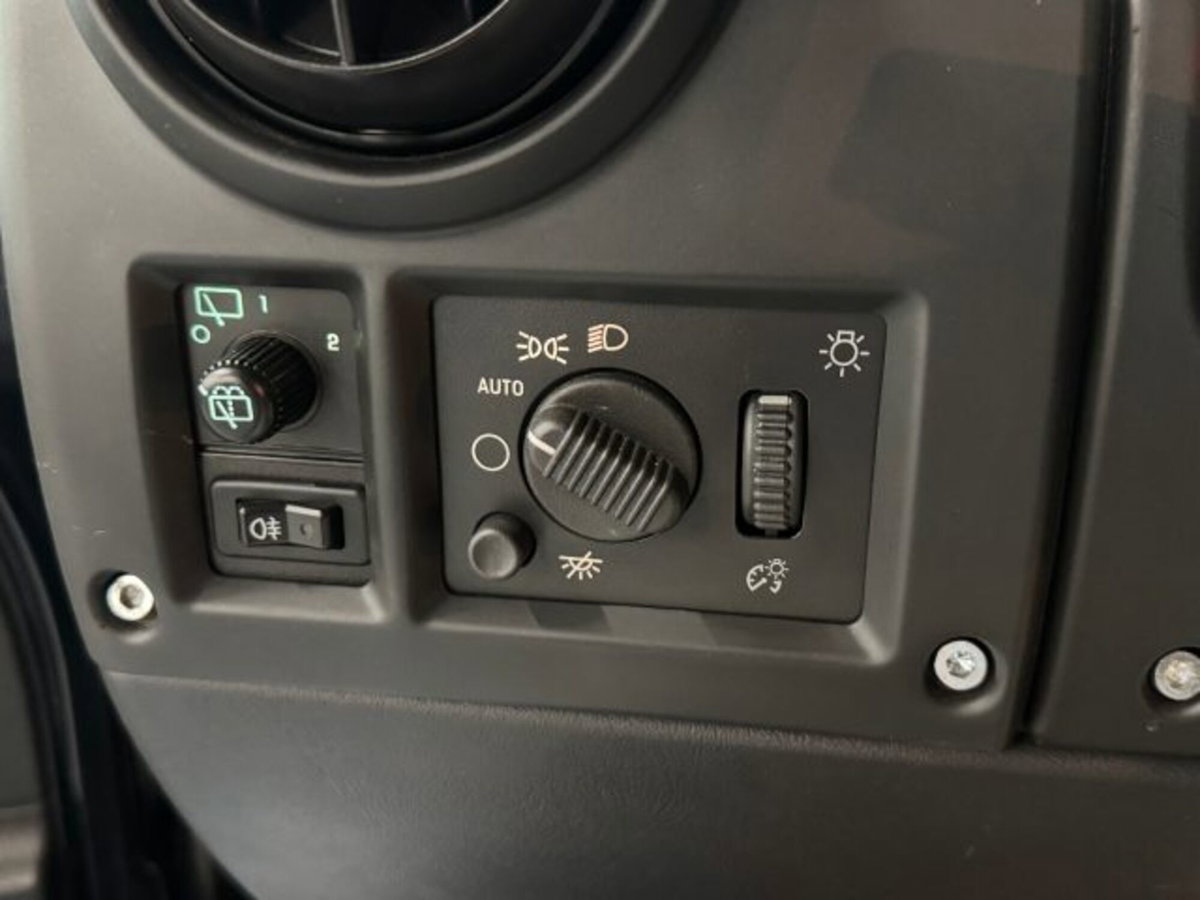 Hummer H2 V8 Luxury Autocarro (19)