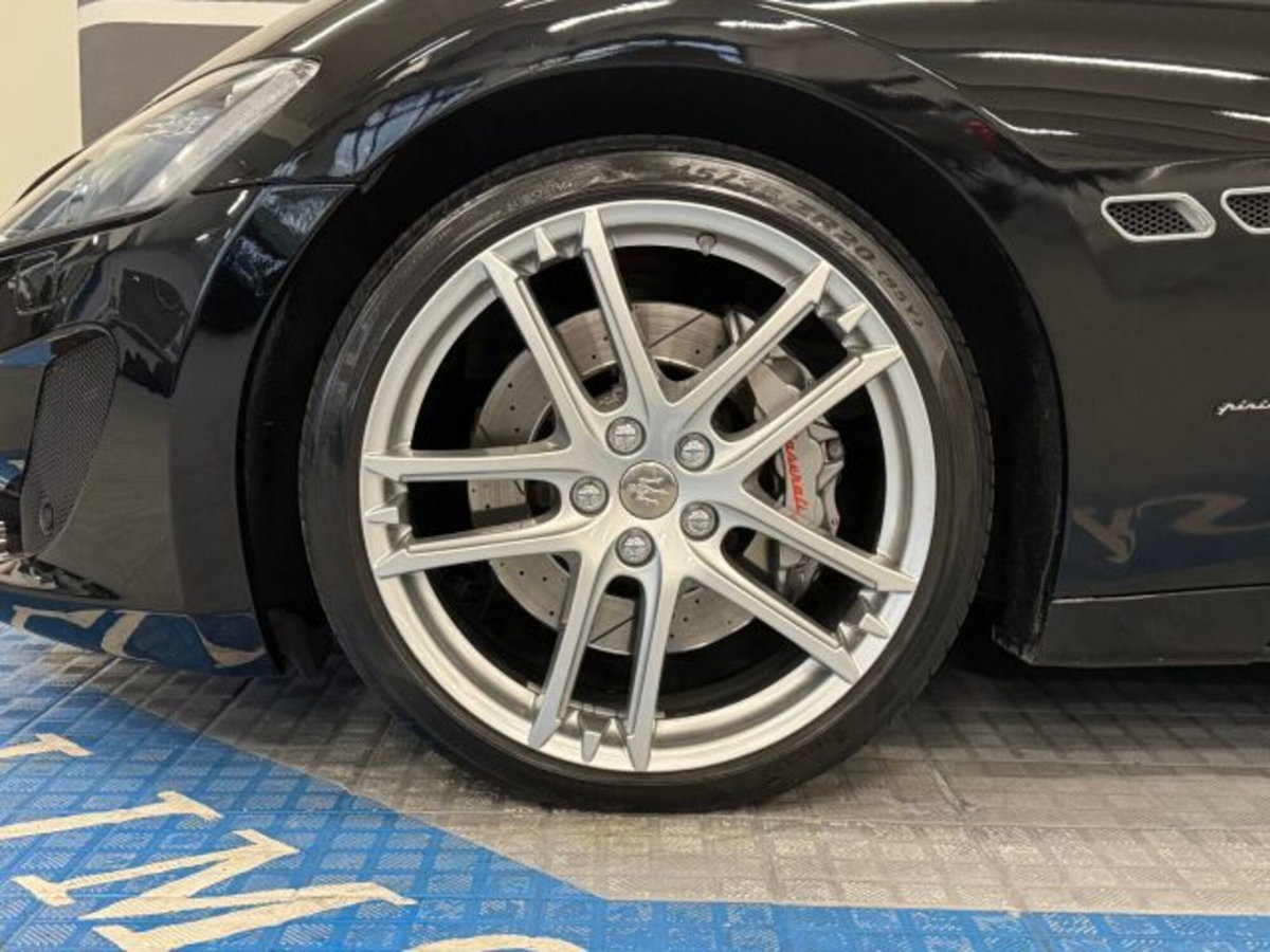 Maserati Grancabrio 4.7 V8 Sport (10)