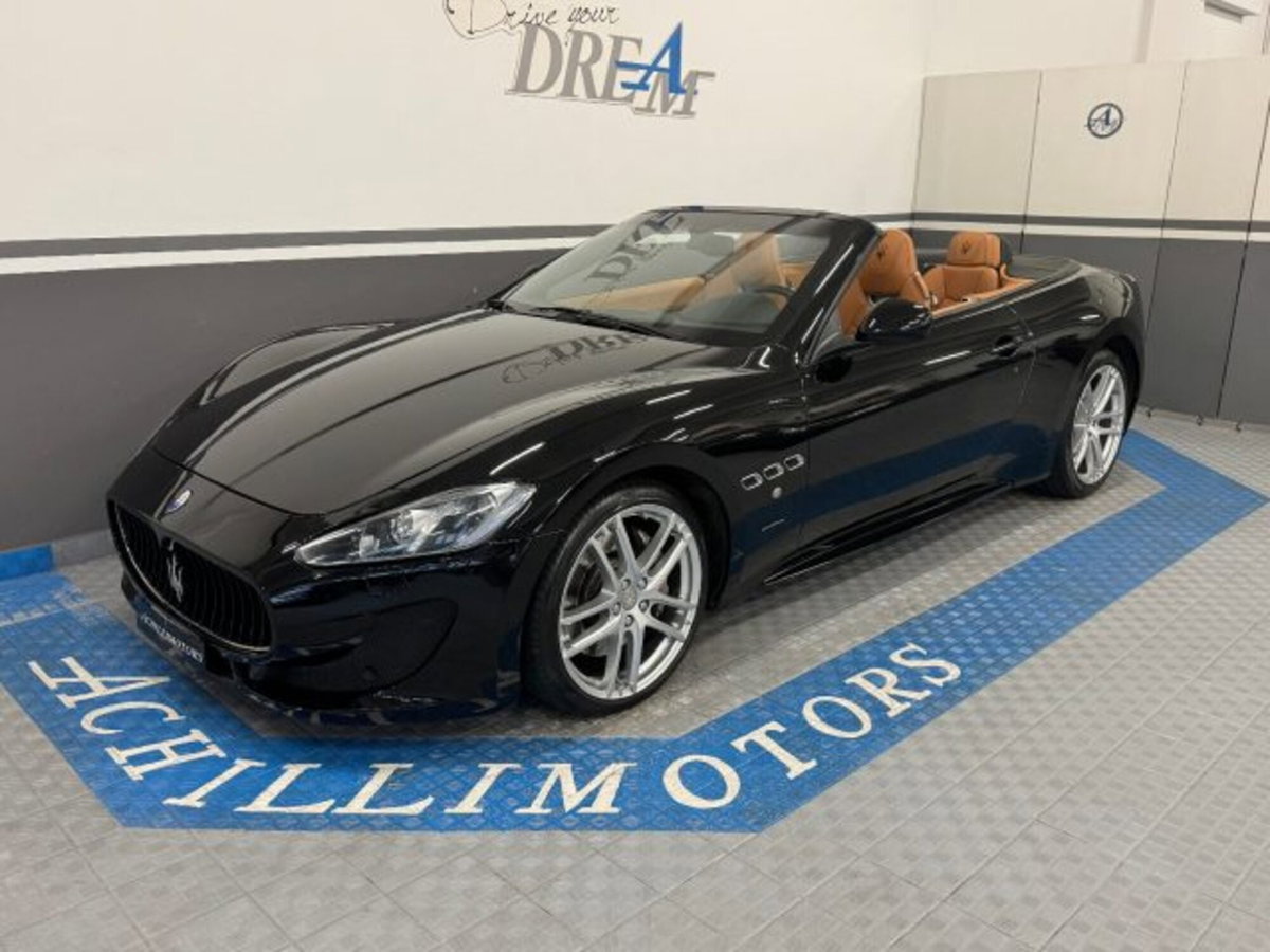 Maserati Grancabrio 4.7 V8 Sport (3)