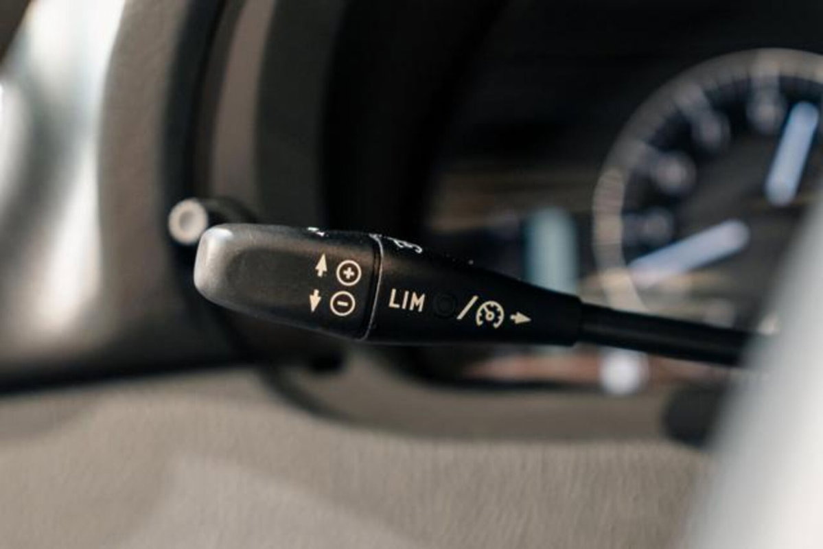 Mercedes-Benz CLK 200 Kompr. TPS cat Cabrio Avantg. (16)