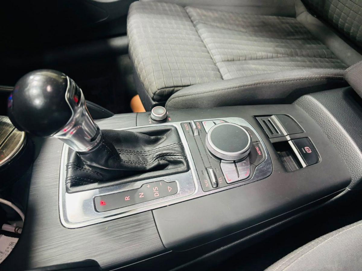 Audi A3 Sportback 1.6 TDI S tronic Ambition (18)