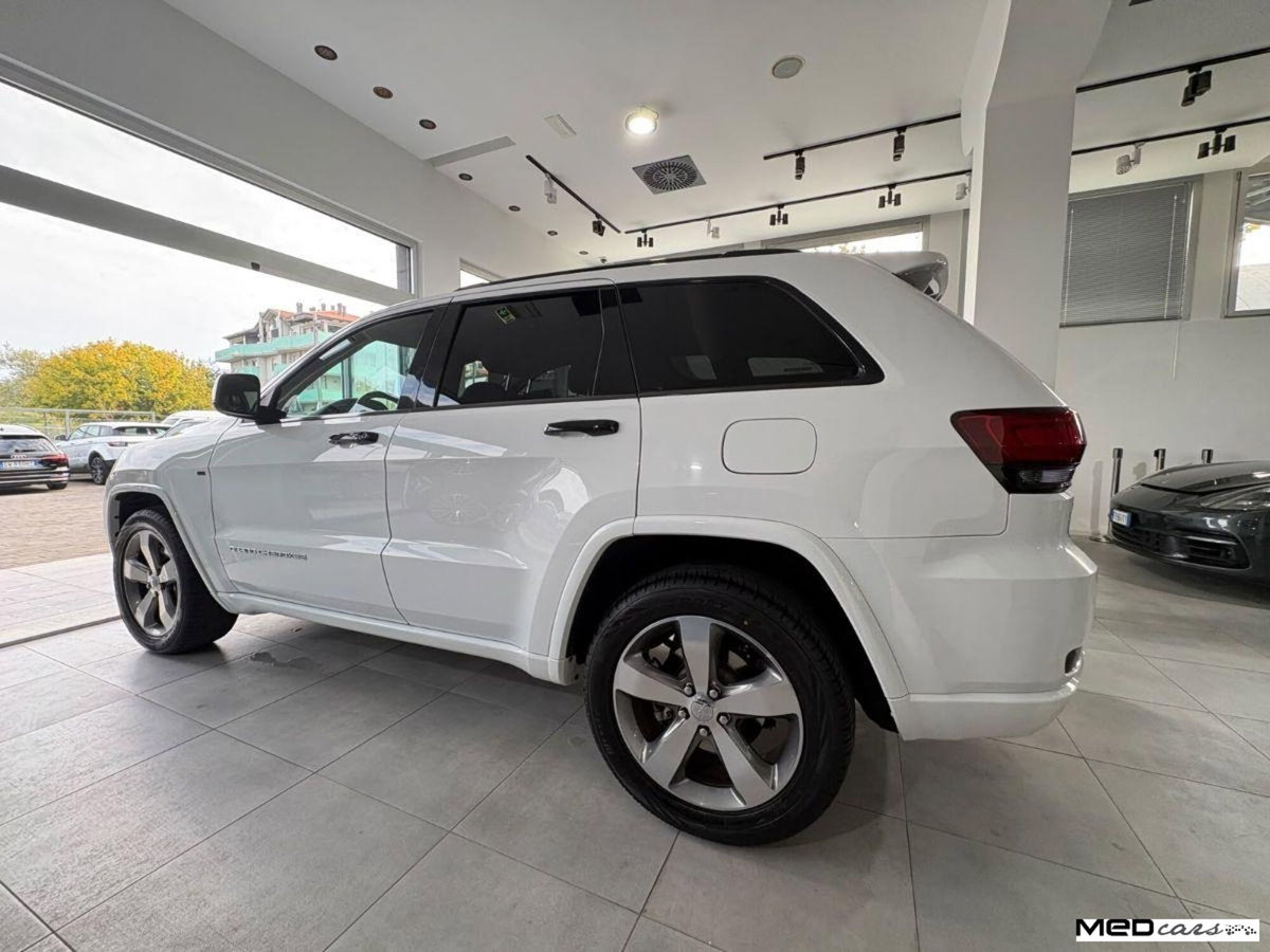 Jeep Grand Cherokee 3.0 V6 CRD 250 CV Multijet II Overland (6)