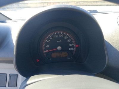 Suzuki Alto 1.0 GLX (17)