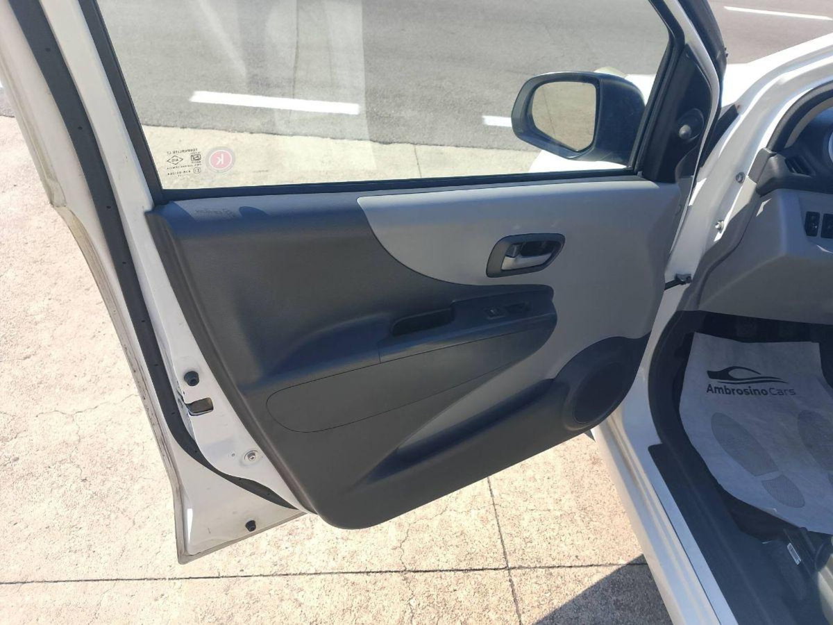 Suzuki Alto 1.0 GLX (18)