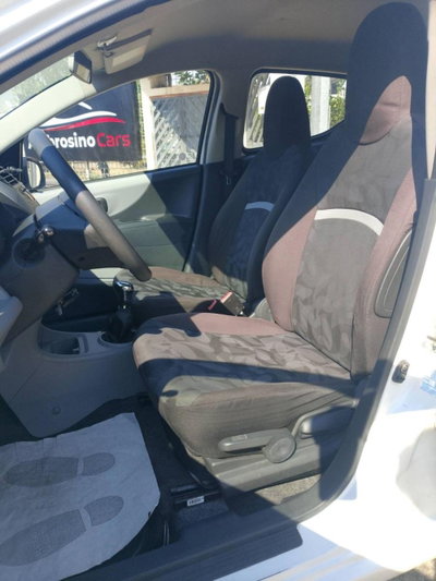 Suzuki Alto 1.0 GLX (8)