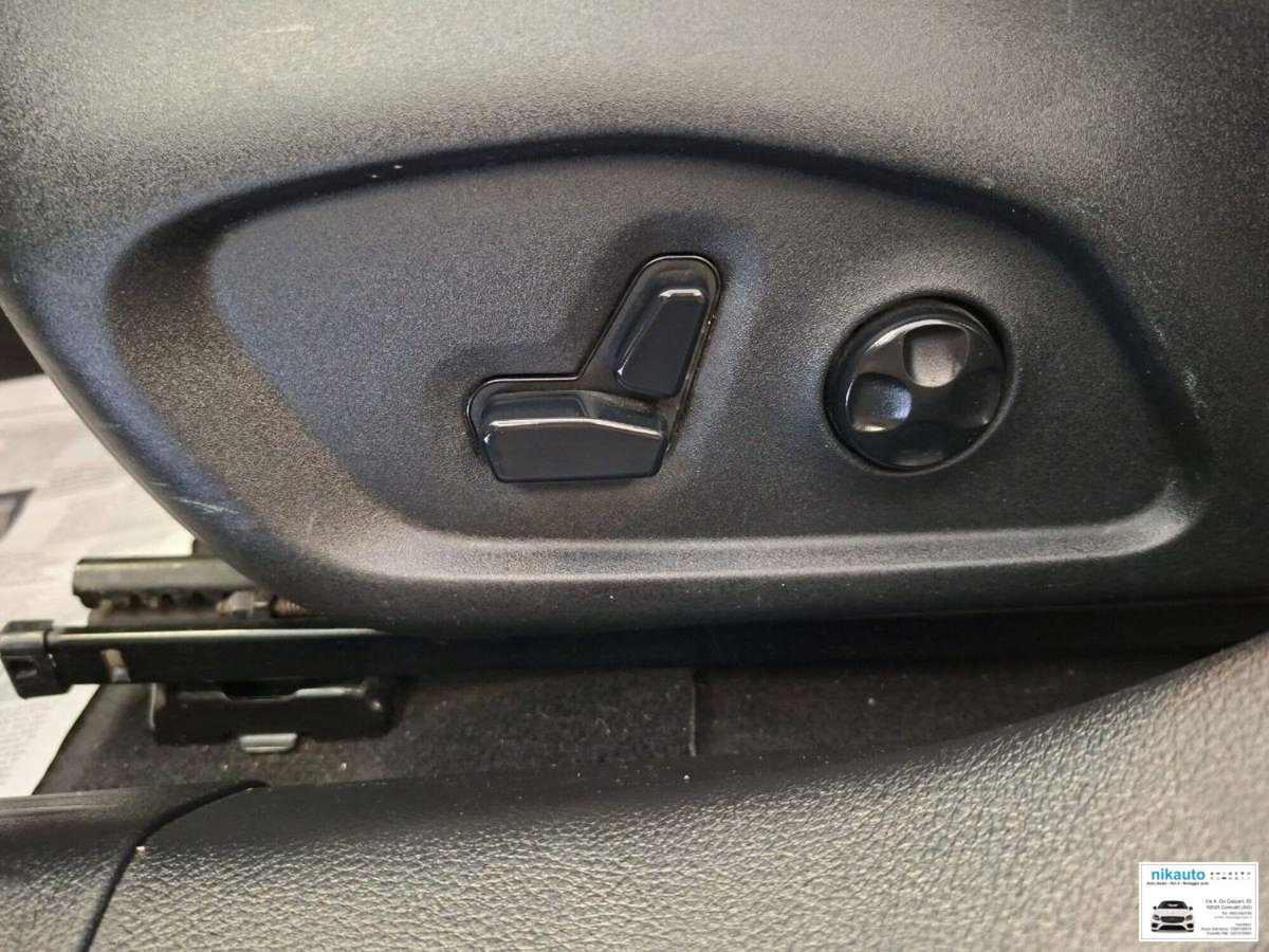 Jeep Compass 1.6 Multijet II 2WD Limited (15)