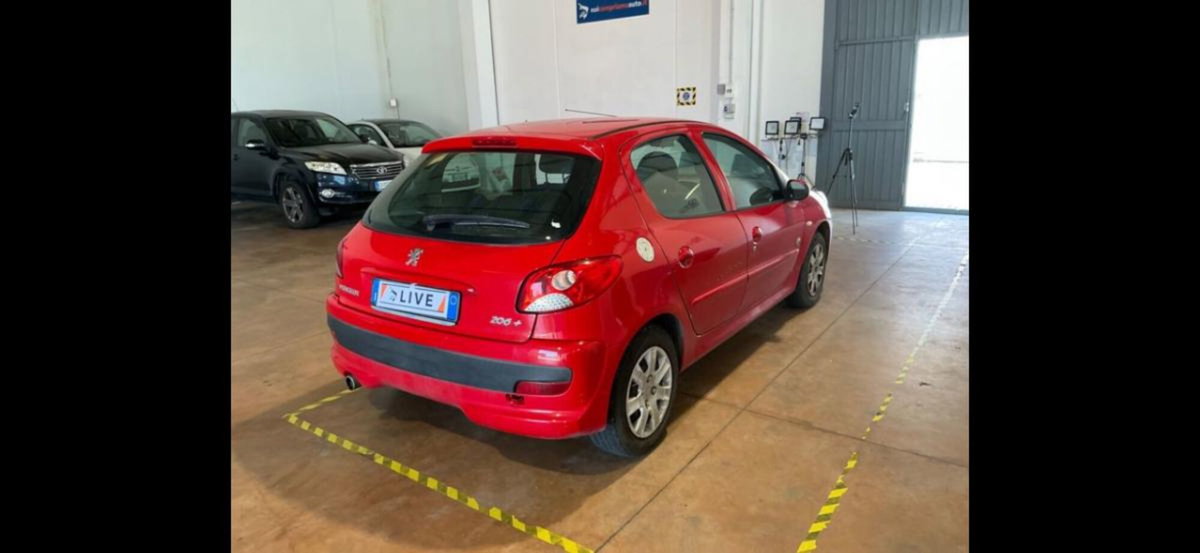 Peugeot 206 60CV 5p. Generation ECO GPL (2)