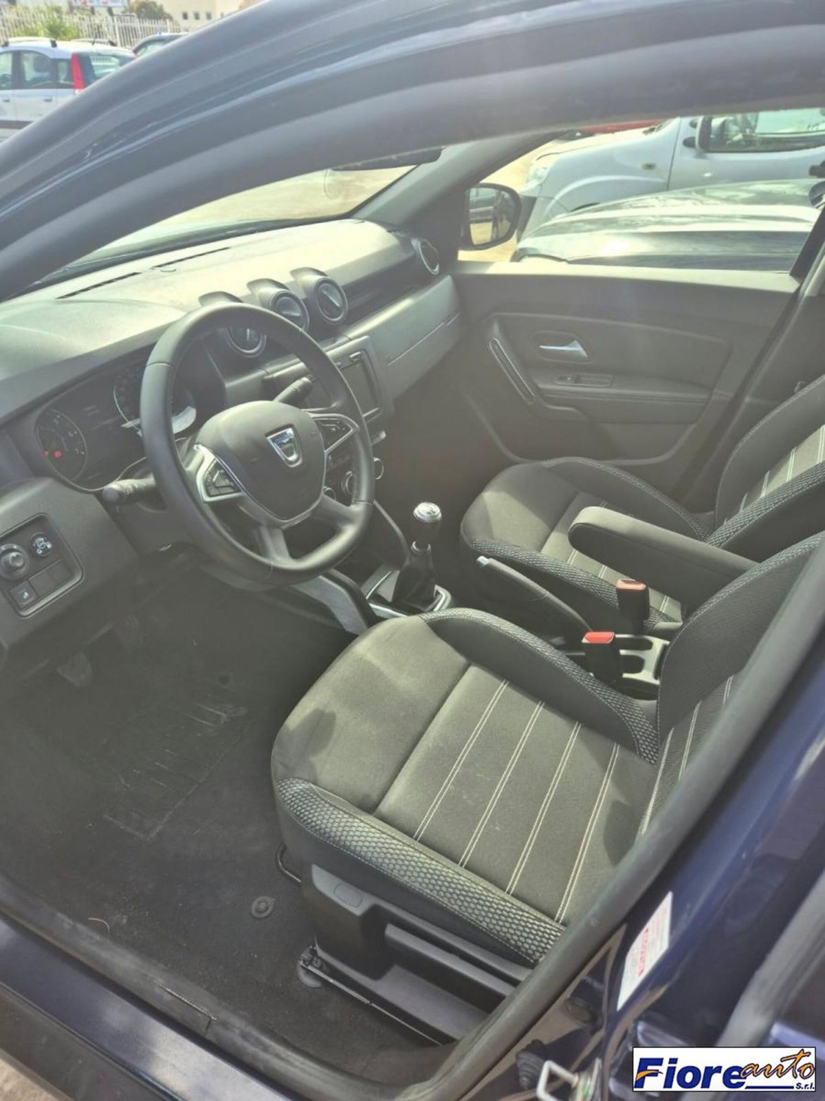 Dacia Duster 1.0 TCe GPL 4x2 Prestige Up (9)