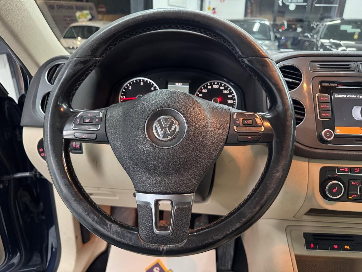 Volkswagen Tiguan 2.0 TDI 170 CV DPF 4MOTION Sport & Style (12)