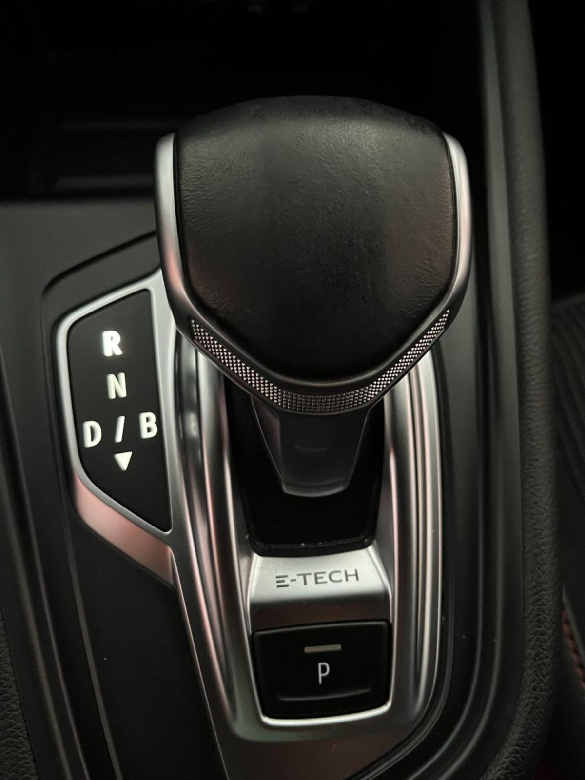 Renault Captur Full Hybrid E-Tech 145 CV RS Line (14)