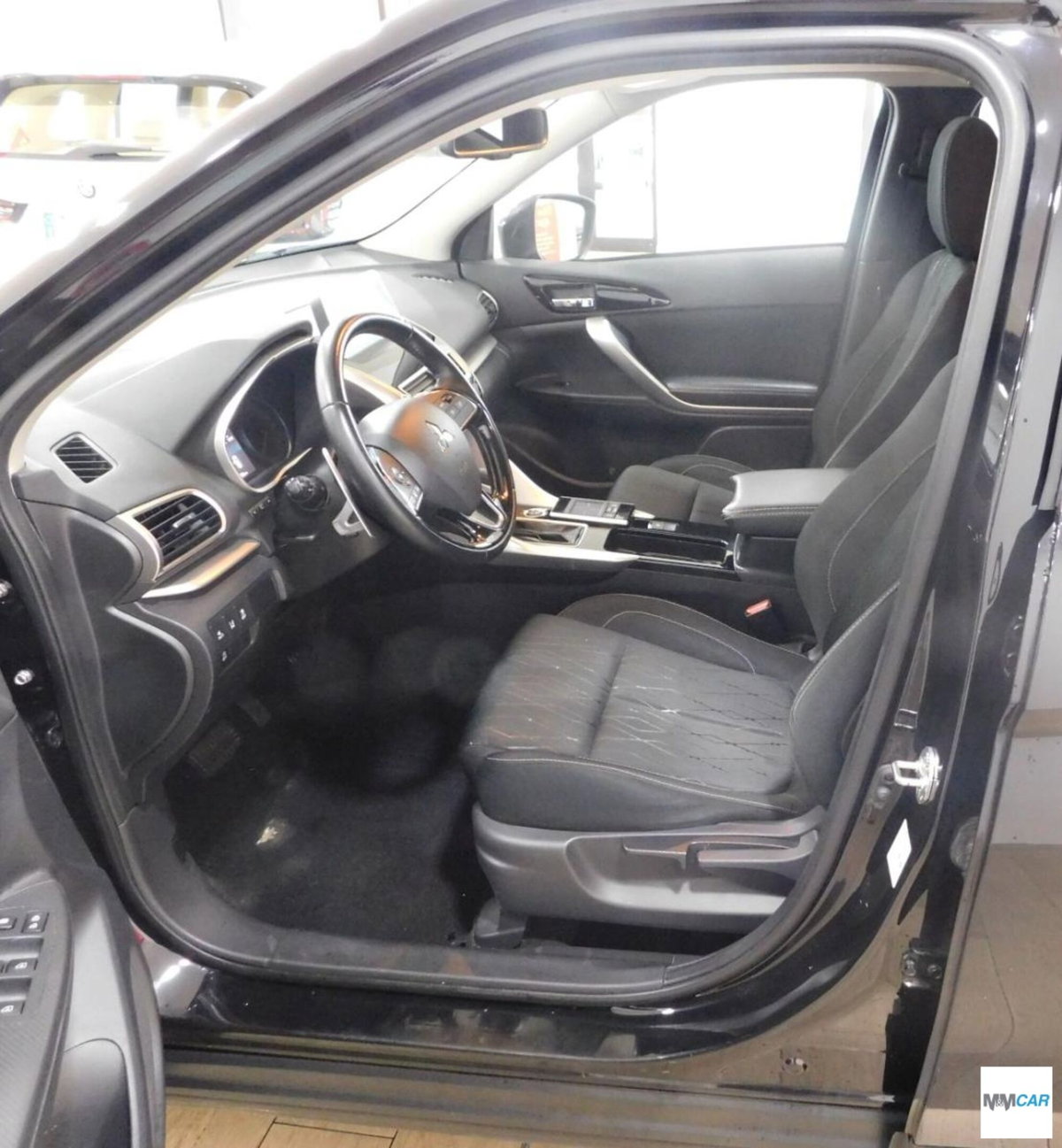 Mitsubishi Eclipse Cross 2.2 diesel 4WD aut. Intense SDA (11)