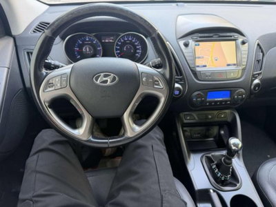 Hyundai ix35 1.7 CRDi 2WD Xpossible (13)