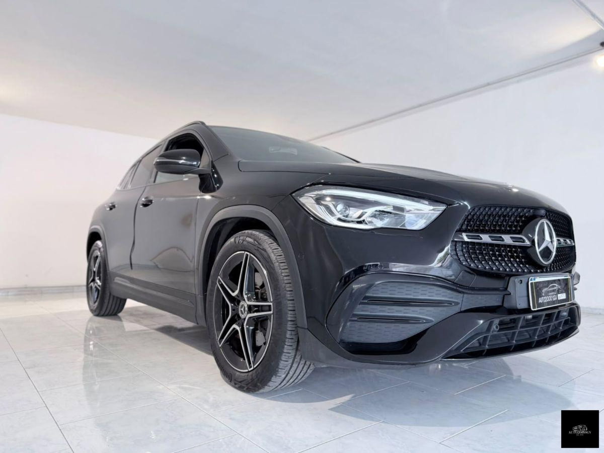 Mercedes-Benz GLA SUV 200 d Automatic Premium (2)