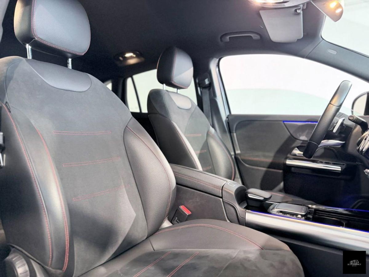 Mercedes-Benz GLA SUV 200 d Automatic Premium (8)