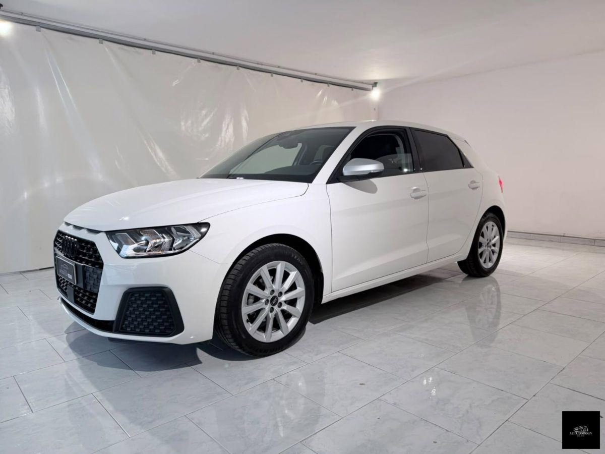 Audi A1 Sportback 30 TFSI Identity Black (3)