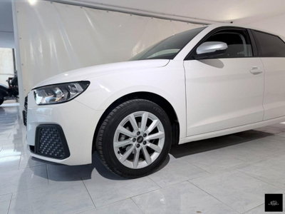 Audi A1 Sportback 30 TFSI Identity Black (4)