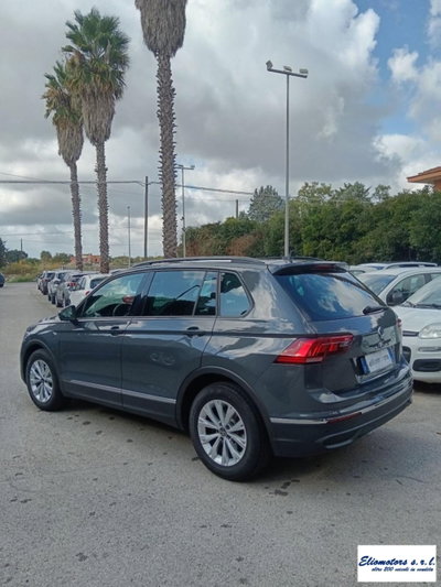 Volkswagen Tiguan 2.0 TDI SCR DSG 4MOTION Style BMT (10)