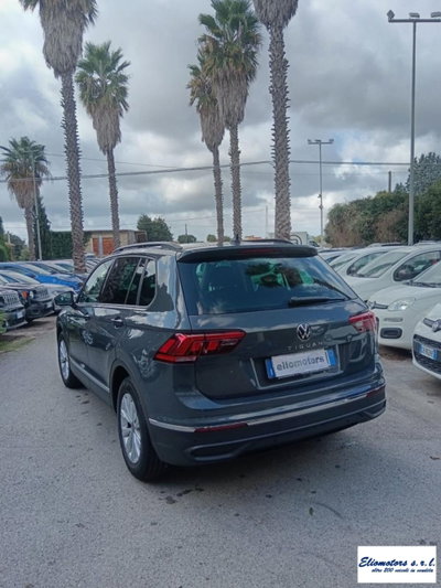 Volkswagen Tiguan 2.0 TDI SCR DSG 4MOTION Style BMT (8)